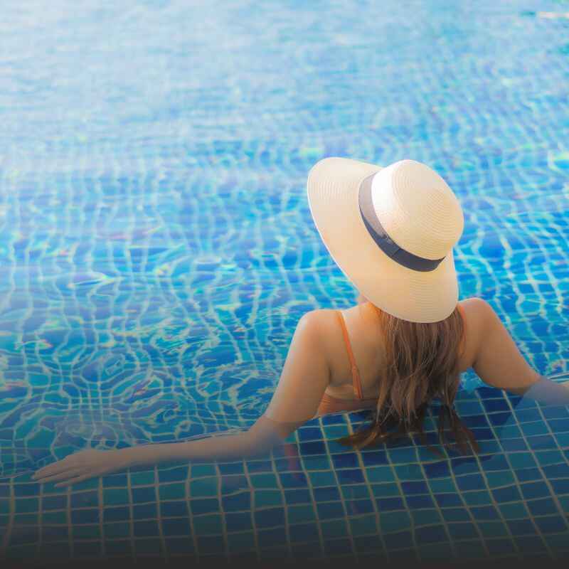 POOL WITH PARTY DECK